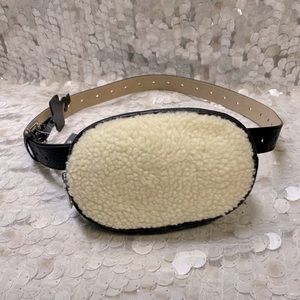 Steve Madden “W-Shear”